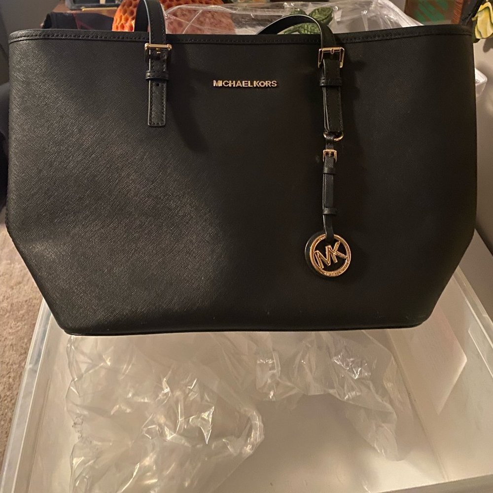 Michael Kors purse